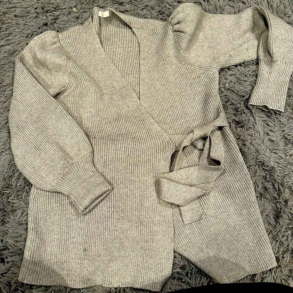 Grey wrap sweater. Size xl